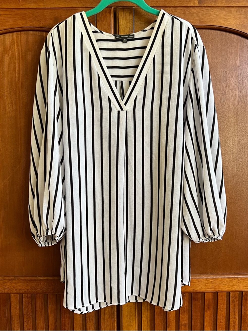 Adrianna Papell Black & White Striped V-Neck Tunic